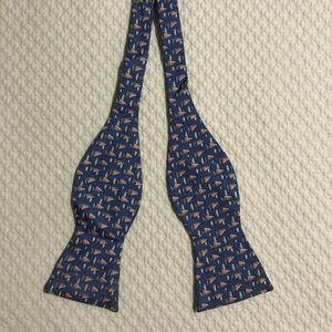 Vineyard Vines Sailboat Bowtie